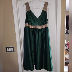 Signature by Robbie B Emerald Green & Gold Cocktail Dress - 22W